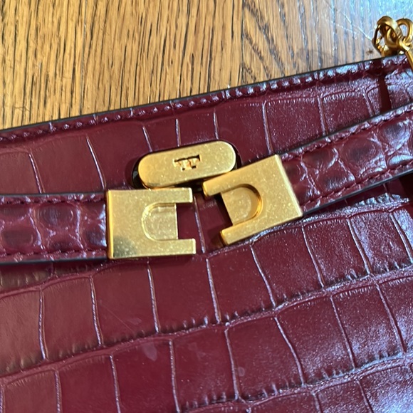 Tory Burch Lee Radziwill Clutch - Picture 12 of 13